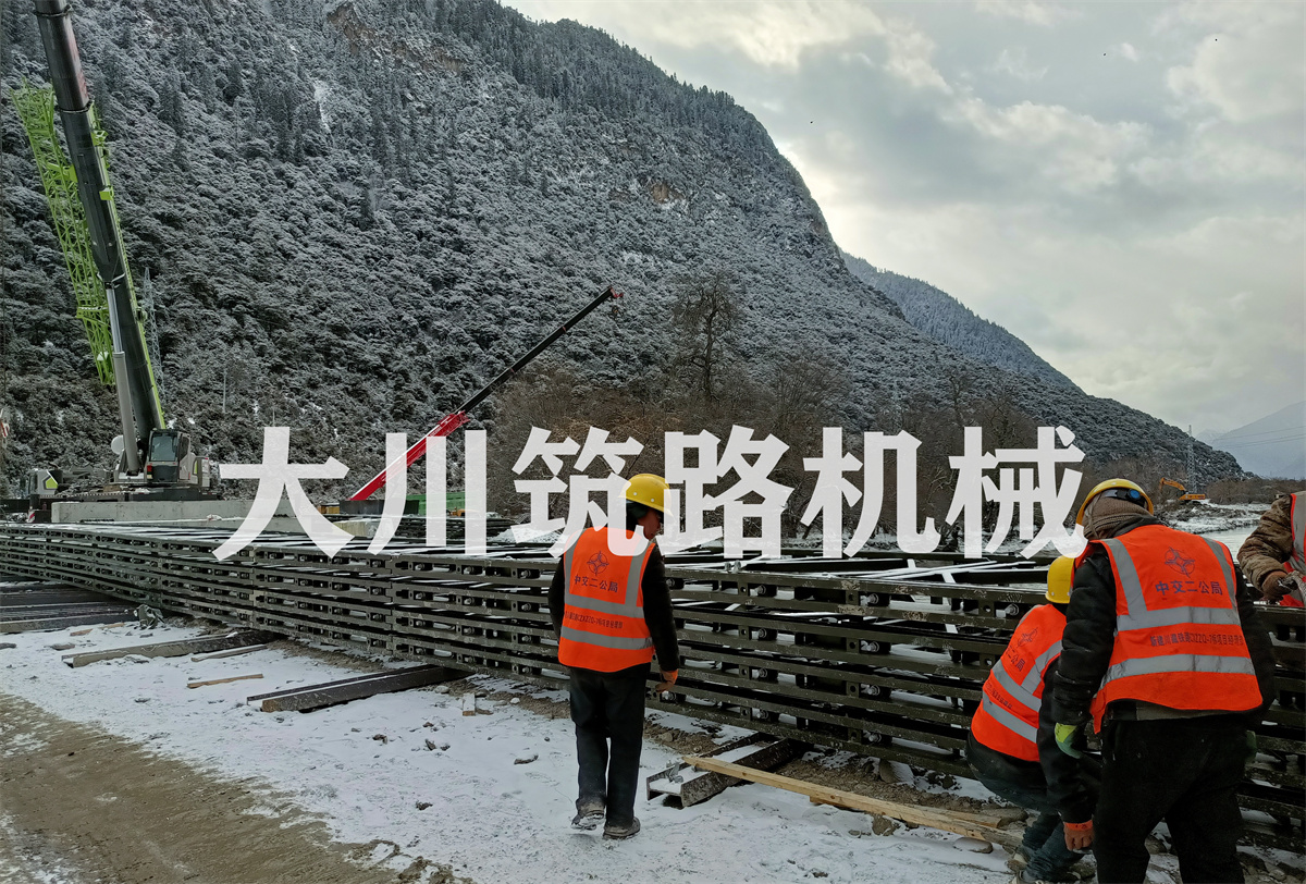 郴州大川筑路机械有限公司,湖南筑养路工程机械生产销售,湖南筑养路工程钢桥生产销售